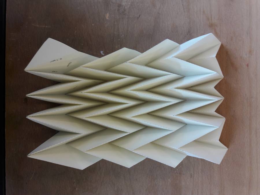 julie-taris-textile-scaffold-origami-patern-muria-waterbomb_6_.jpg