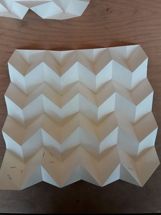 julie-taris-textile-scaffold-origami-patern-muria-waterbomb_7_.jpg